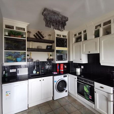 Apartament Palm Cove Bundoran Luxurious Sea View Balcony Free Wifi Netflix Sleeps 5 Zewnętrze zdjęcie